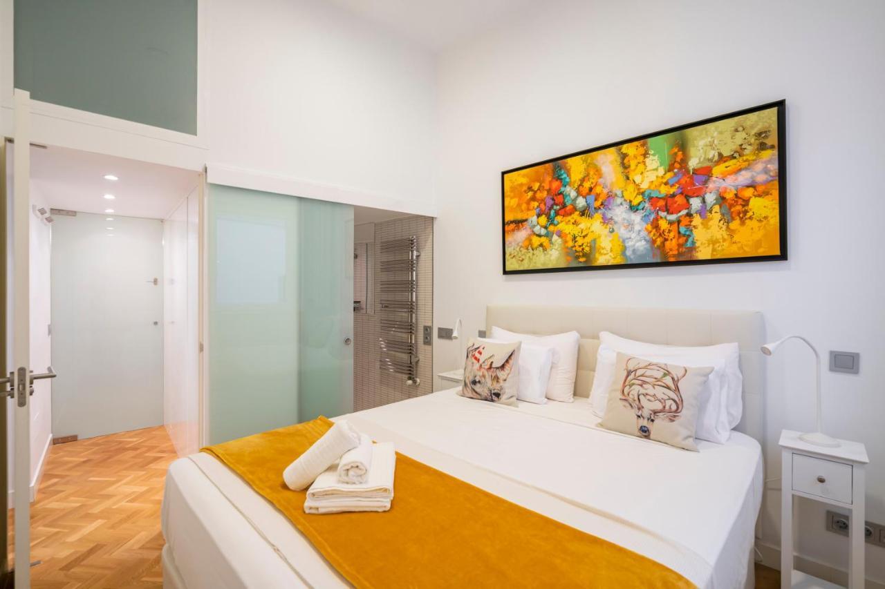 For You Rentals Apartment Temporal In The Center Of Madrid Esl5 Luaran gambar